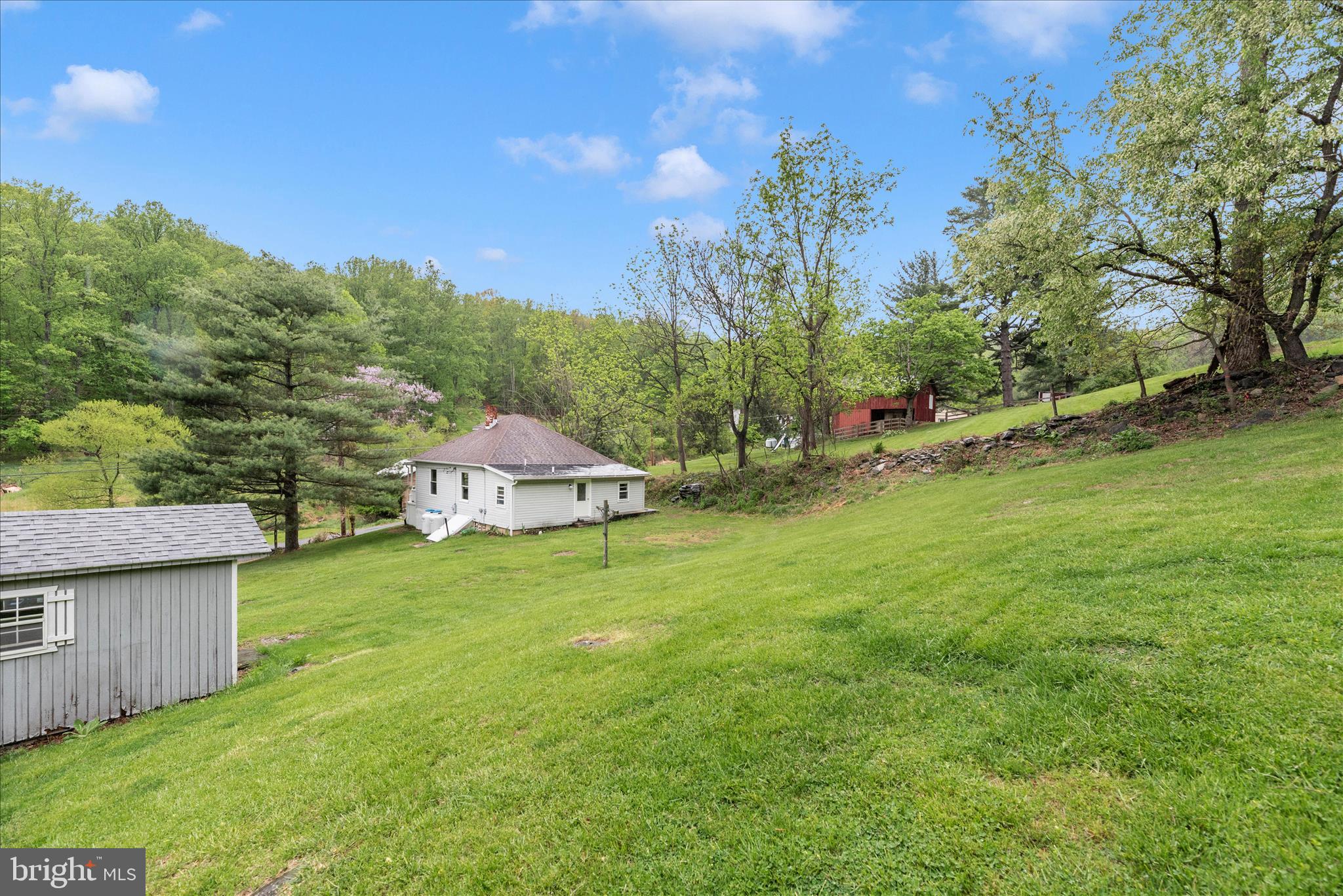 6419 Zittlestown Road Boonsboro, MD 21713 - Photo 29 of 38 Exterior Back