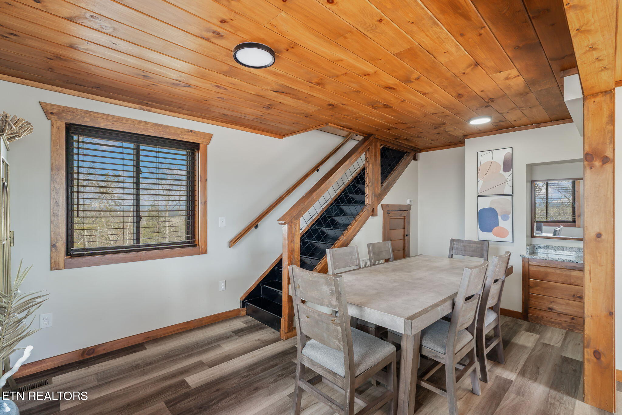 2138 Kerr Road Sevierville, TN 37876 - Photo 23 of 50 Dining Area