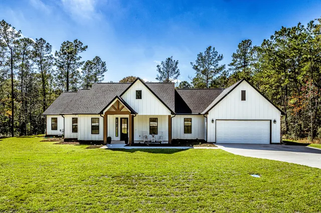 $719,000 | 111 Eagle Run Road, Willis, TX 77378