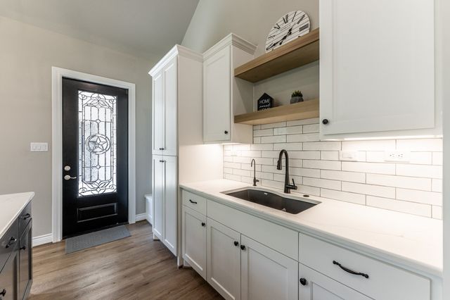 $719,000 | 111 Eagle Run Road, Willis, TX 77378