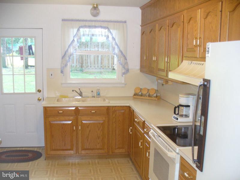 301 North Elm Street Lititz, PA 17543 - Photo 4 of 20