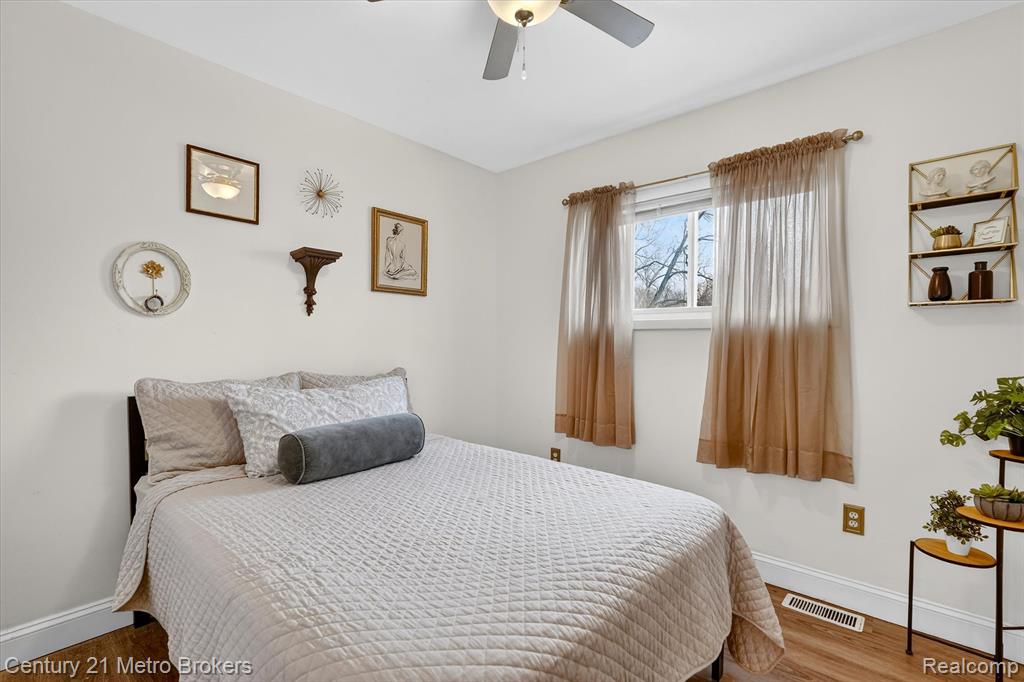 5501 East Potter Road Flint, MI 48506 - Photo 31 of 45