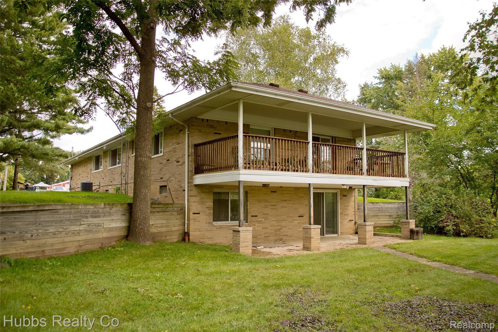 13255 North Bray Road Clio, MI 48420 - Photo 10 of 68 A32W9466.jpg