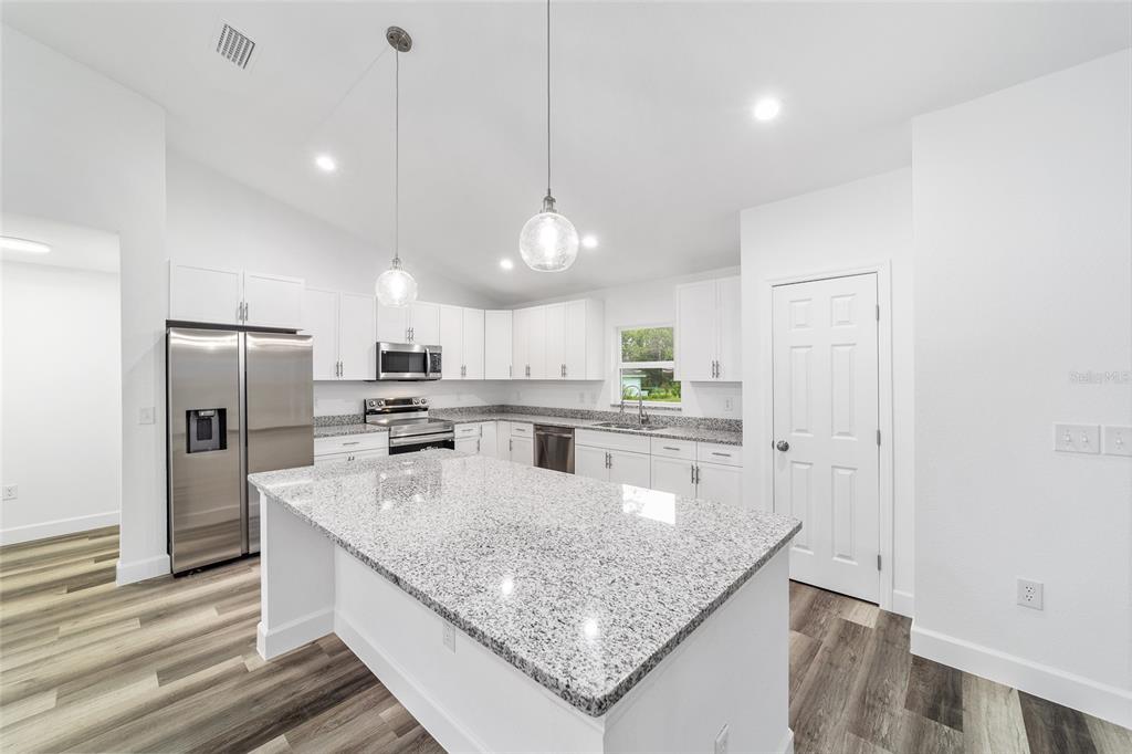 7787 Southwest 128th St Road Ocala, FL 34473 - Photo 18 of 43 Gallery Image 18