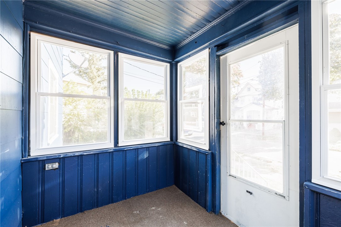 223 Cummings Street Rochester, NY 14609 - Photo 2 of 22