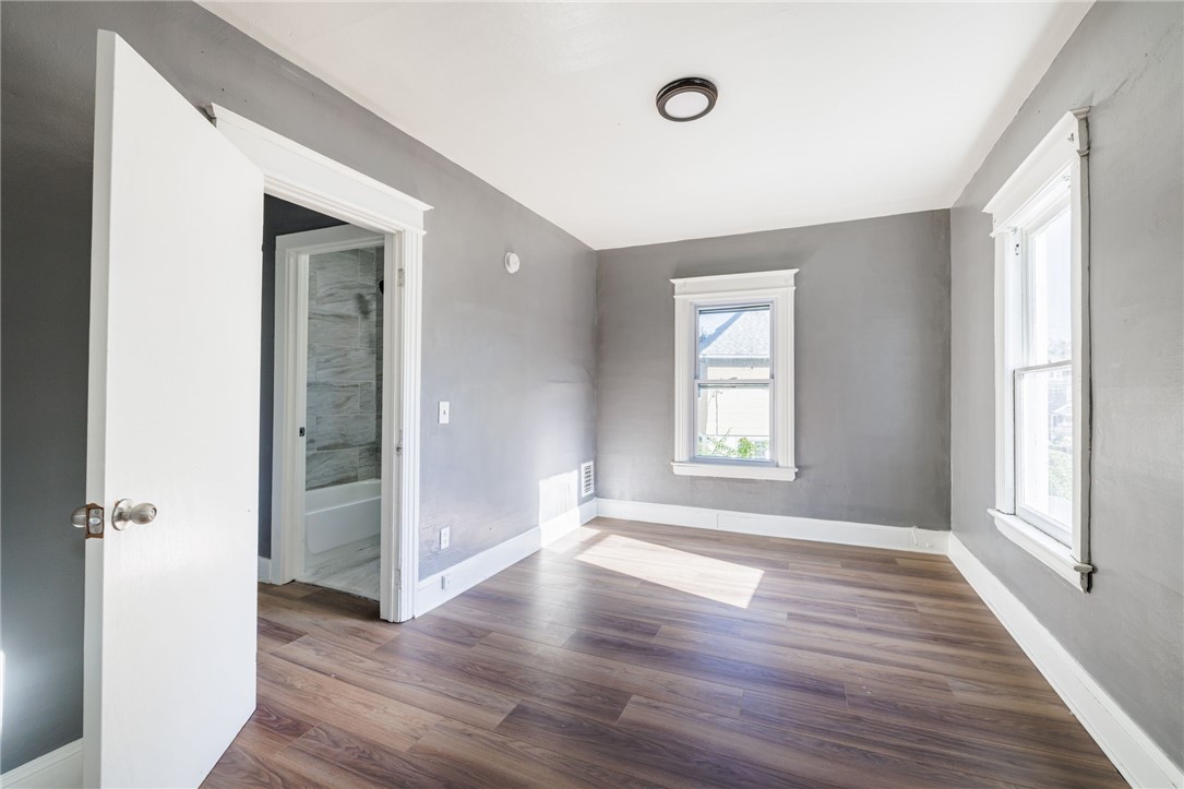 223 Cummings Street Rochester, NY 14609 - Photo 21 of 22 primary bedroom