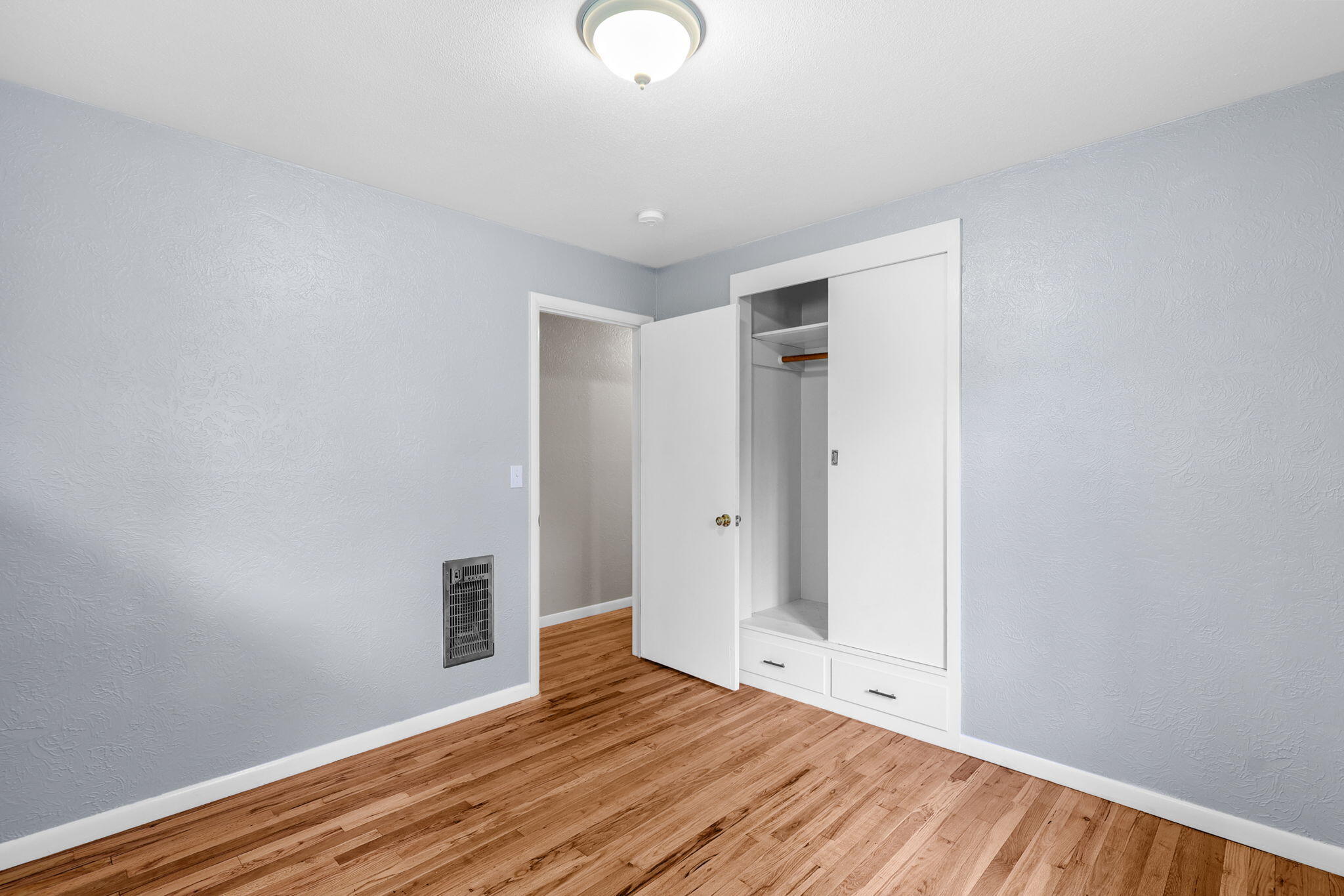 3071 Marmac Road Anderson, CA 96007 - Photo 20 of 28 Bedroom 3