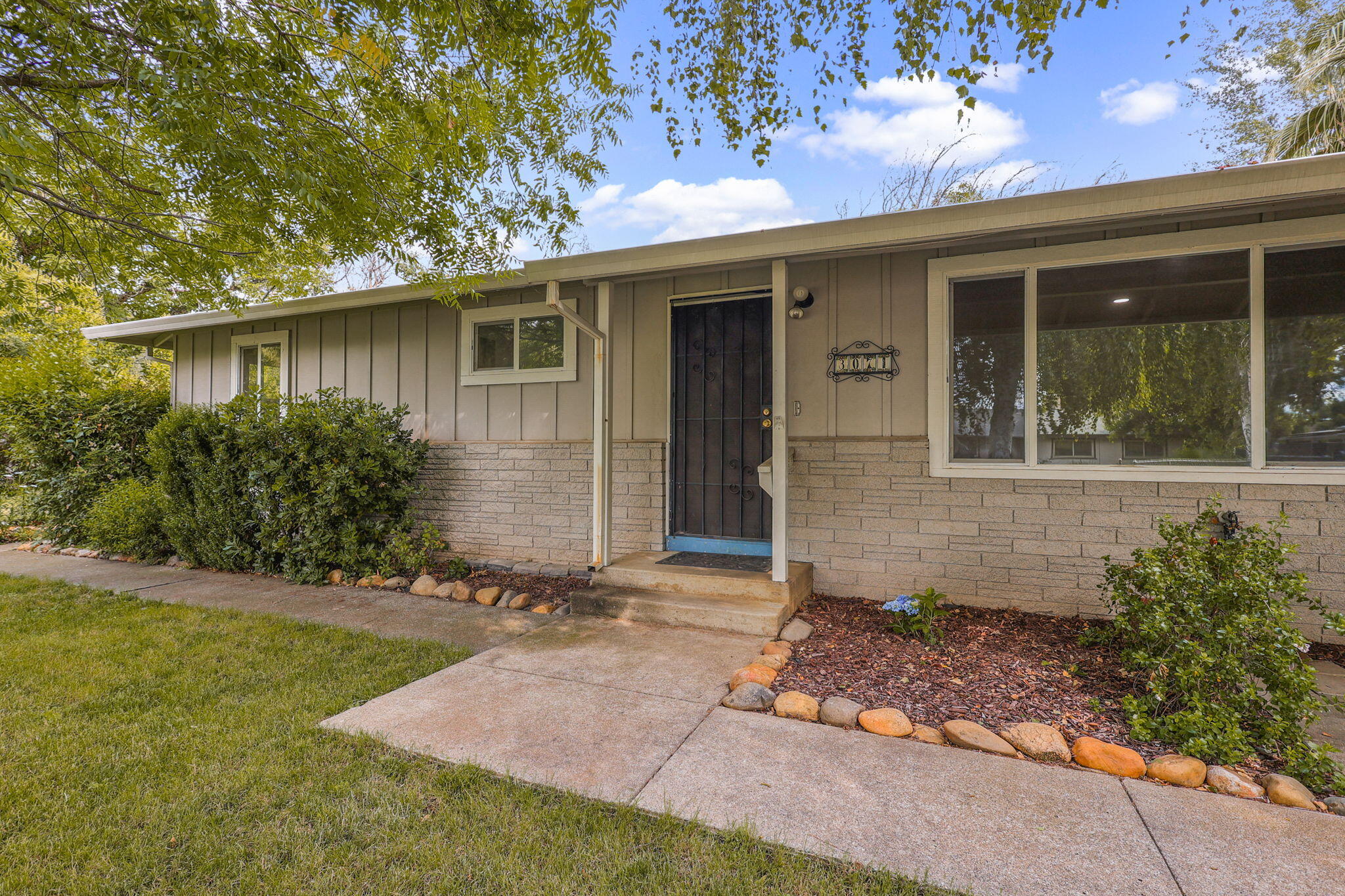 3071 Marmac Road Anderson, CA 96007 - Photo 2 of 28 Front of House