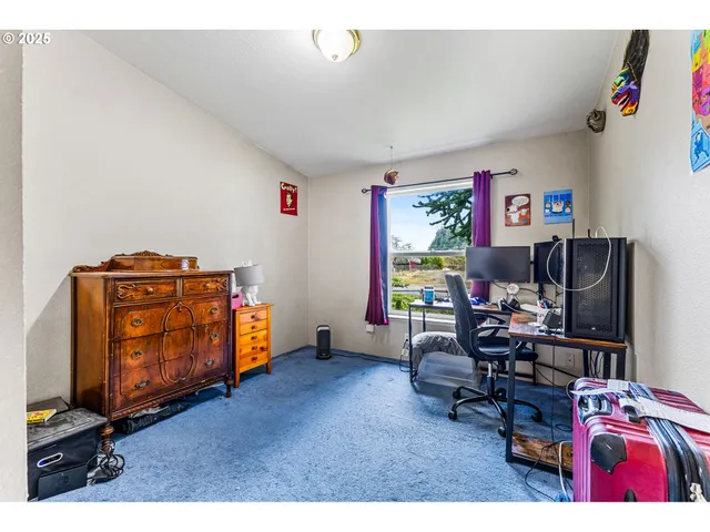 $375,000 | 620 North Bay Street, Waldport, OR 97394