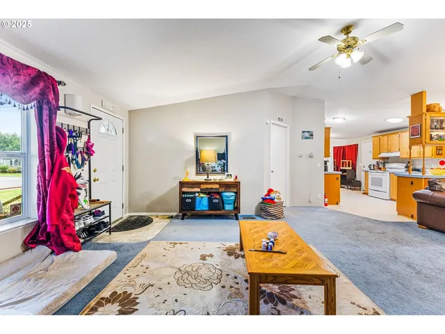 $375,000 | 620 North Bay Street, Waldport, OR 97394