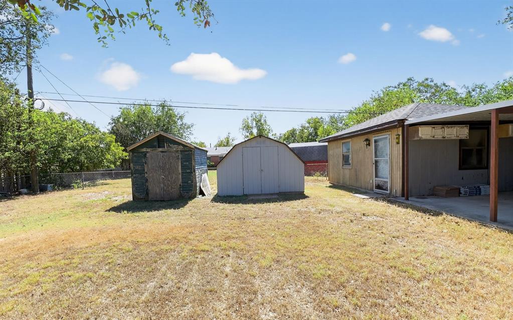 604 Fegan Street Weatherford, TX 76086 - Photo 35 of 36 a house view with a outdoor space