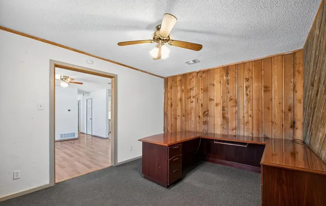 $1,800 | 604 Fegan Street, Weatherford, TX 76086