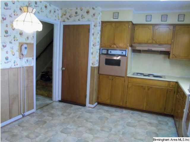 45 Merrimont Road Bessemer, AL 35023 - Photo 3 of 13