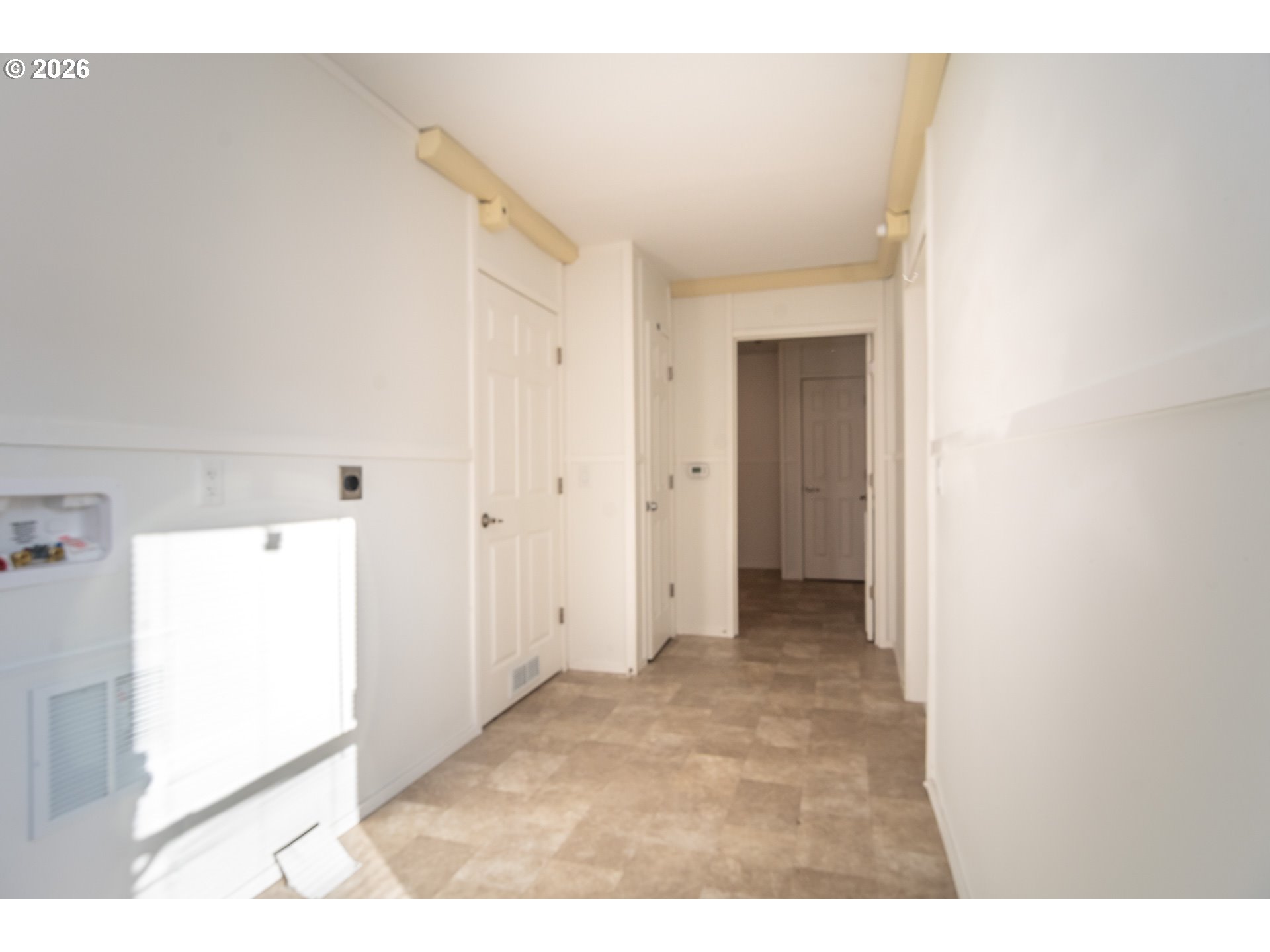5000 Northeast Stephens Street, Unit 40 Roseburg, OR 97470 - Photo 18 of 27 a view of an empty room