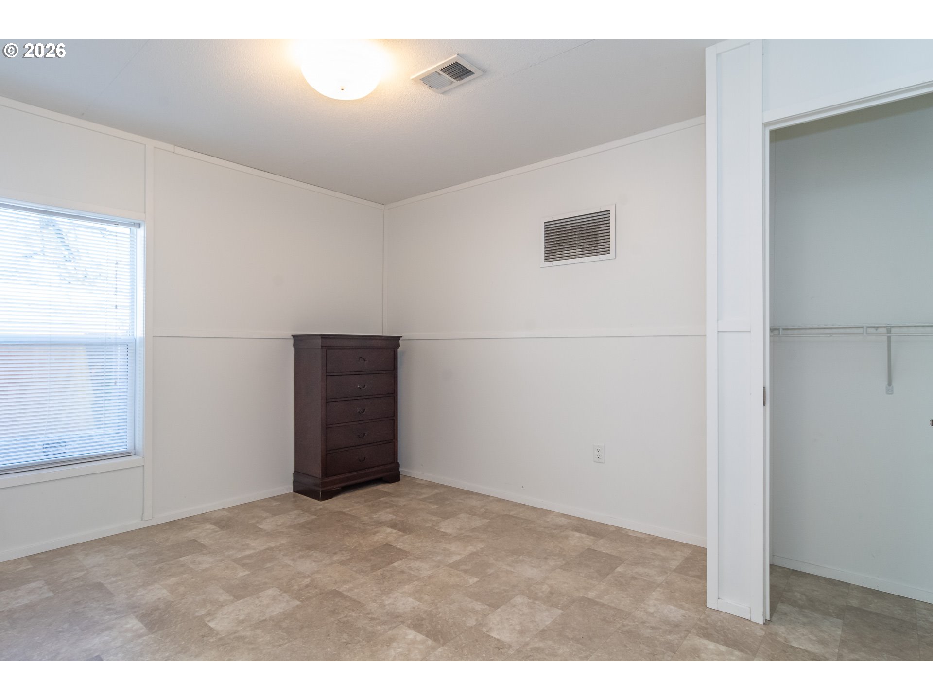 5000 Northeast Stephens Street, Unit 40 Roseburg, OR 97470 - Photo 23 of 27 a view of an empty room