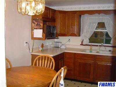 7503 Hosler Road Leo, IN 46765 - Photo 7 of 11 Gallery Image 7
