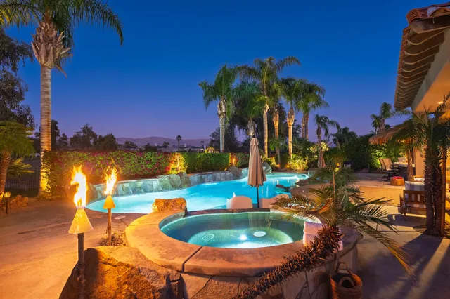 $1,299,000 | 261 Loch Lomond Road, Rancho Mirage, CA 92270