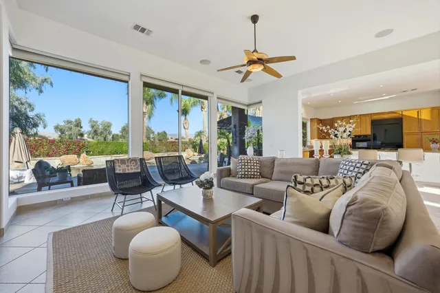 $1,299,000 | 261 Loch Lomond Road, Rancho Mirage, CA 92270