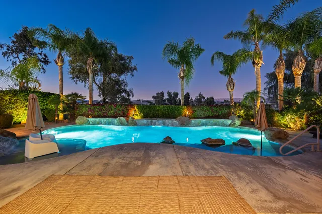 $1,299,000 | 261 Loch Lomond Road, Rancho Mirage, CA 92270