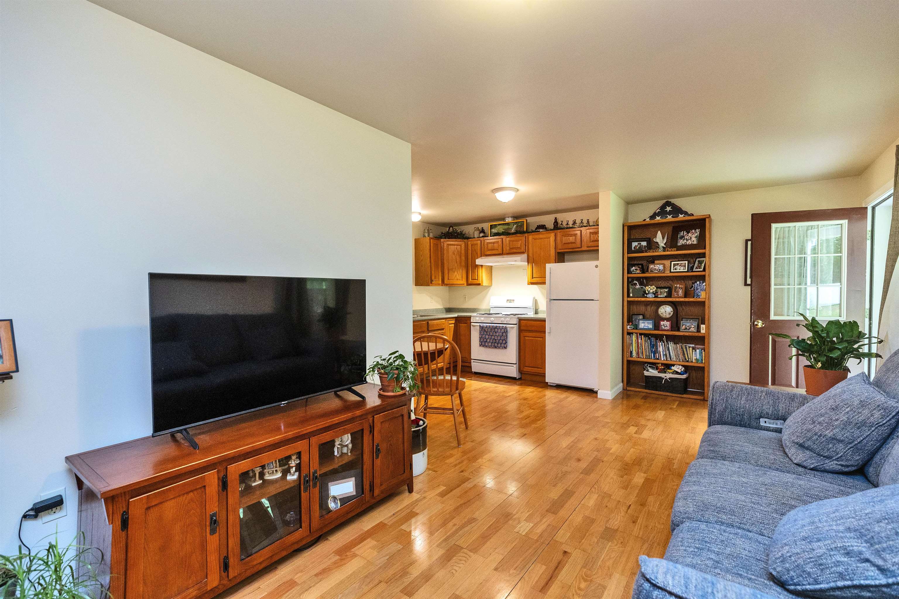59 Old Chesham Road Marlborough, NH 03455 - Photo 7 of 48 Gallery Image 7
