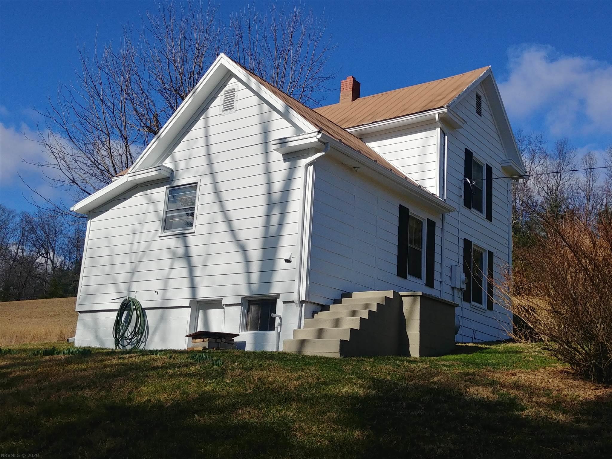 3766 Altoona School Road Pilot, VA 24138 - Photo 4 of 44 Gallery Image 4
