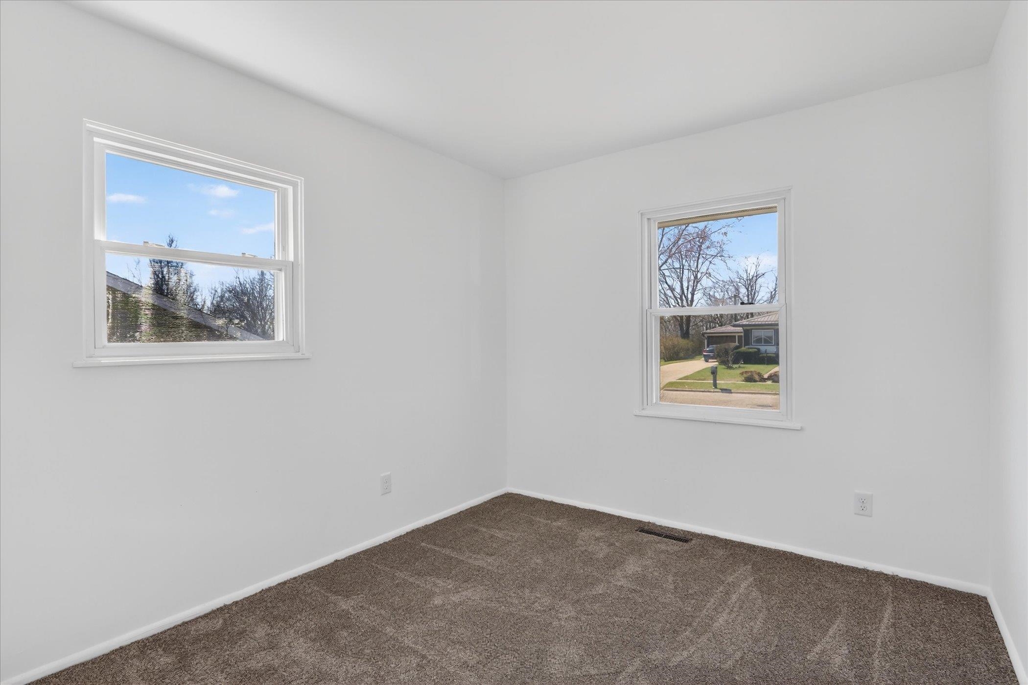 2043 Linway Drive Beloit, WI 53511 - Photo 27 of 59