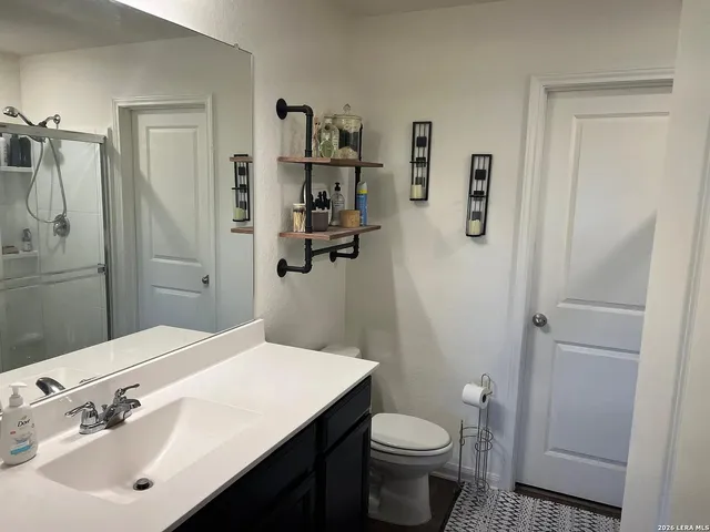 $2,000 | 5428 Rue Girard, Converse, TX 78109