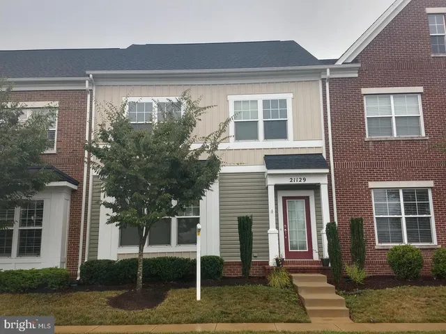 $3,500 | 21129 Ashburn Heights Drive, Ashburn, VA 20148