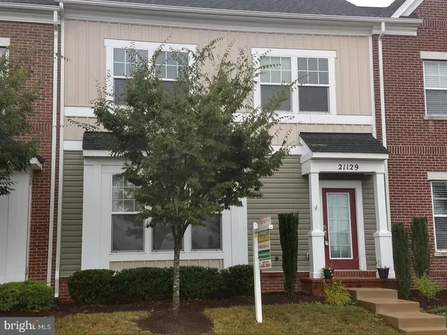 $3,500 | 21129 Ashburn Heights Drive, Ashburn, VA 20148