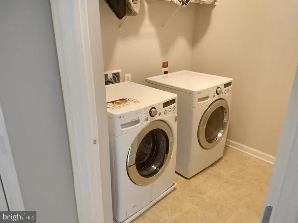 $3,400 | 21129 Ashburn Heights Drive, Ashburn, VA 20148