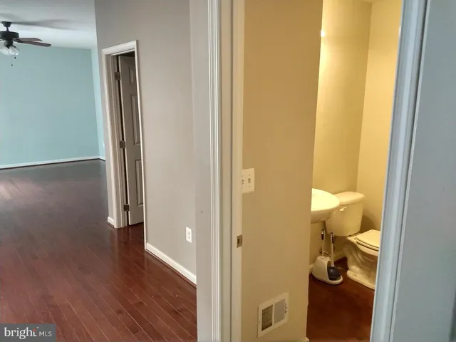 $3,500 | 21129 Ashburn Heights Drive, Ashburn, VA 20148