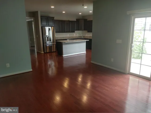 $3,500 | 21129 Ashburn Heights Drive, Ashburn, VA 20148