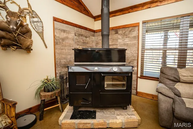 $564,900 | 4710 Pike 451, Curryville, MO 63339