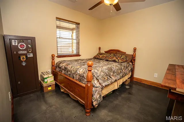 $564,900 | 4710 Pike 451, Curryville, MO 63339