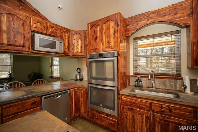 $564,900 | 4710 Pike 451, Curryville, MO 63339