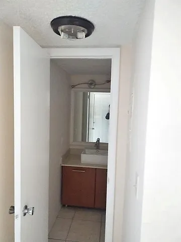 $1,475 | 2017 Northwest 46th Avenue, Unit 409A, Lauderhill, FL 33313