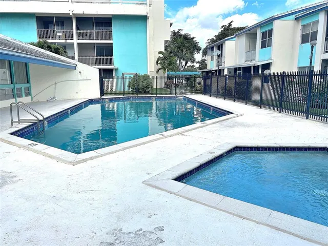$1,475 | 2017 Northwest 46th Avenue, Unit 409A, Lauderhill, FL 33313