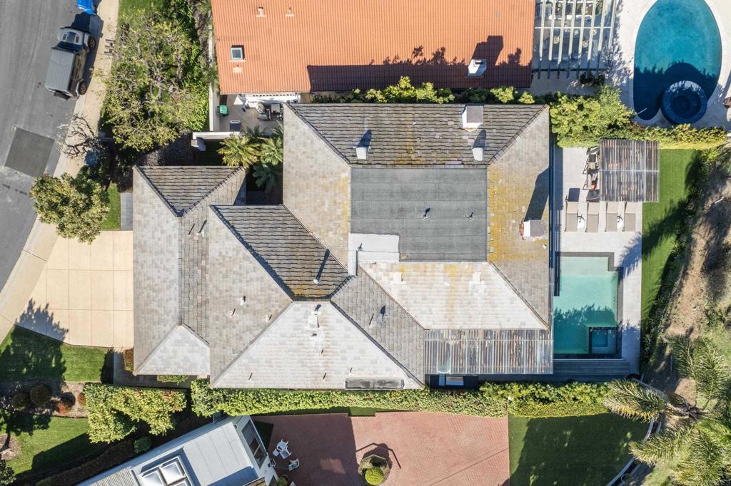 2807 Caminito Turnberry La Jolla, CA 92037 - Photo 42 of 50 an aerial view of a house with a yard and large tree