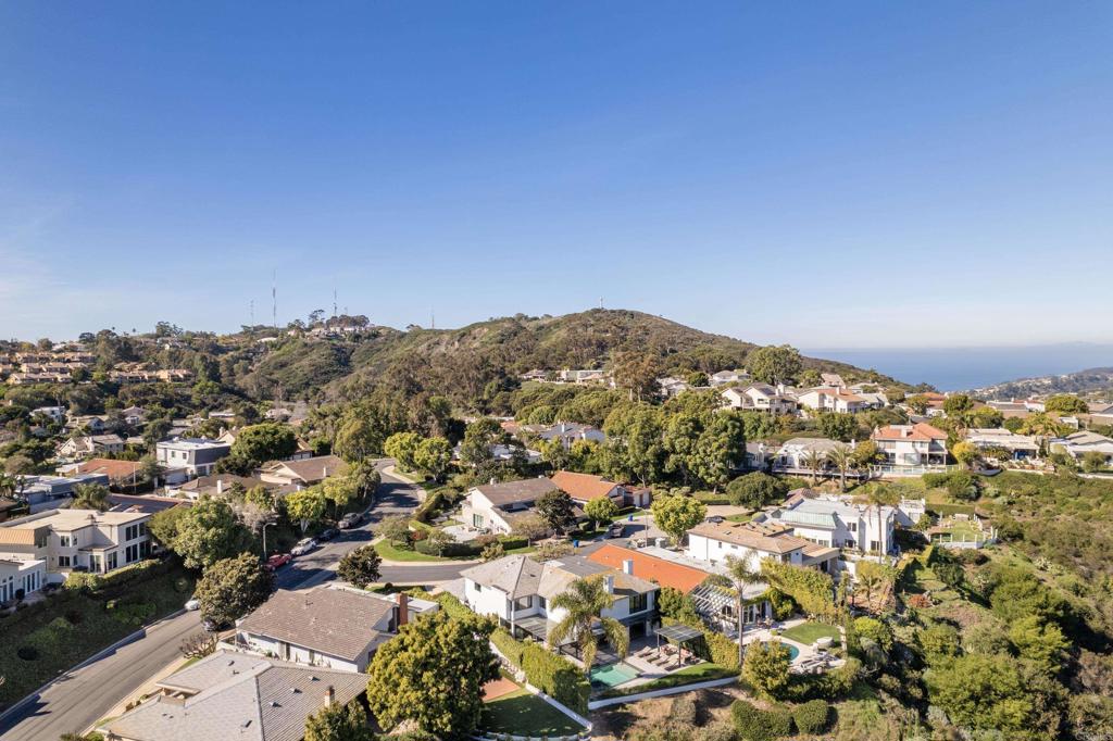 2807 Caminito Turnberry La Jolla, CA 92037 - Photo 45 of 50 an aerial view of residential building and trees around