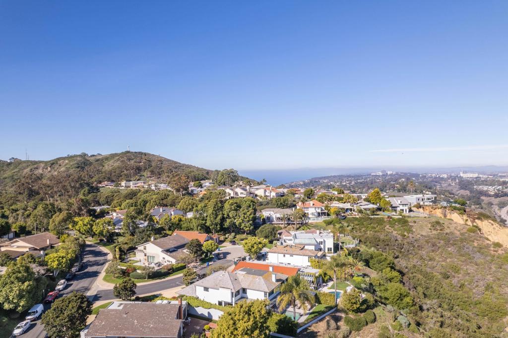 2807 Caminito Turnberry La Jolla, CA 92037 - Photo 49 of 50