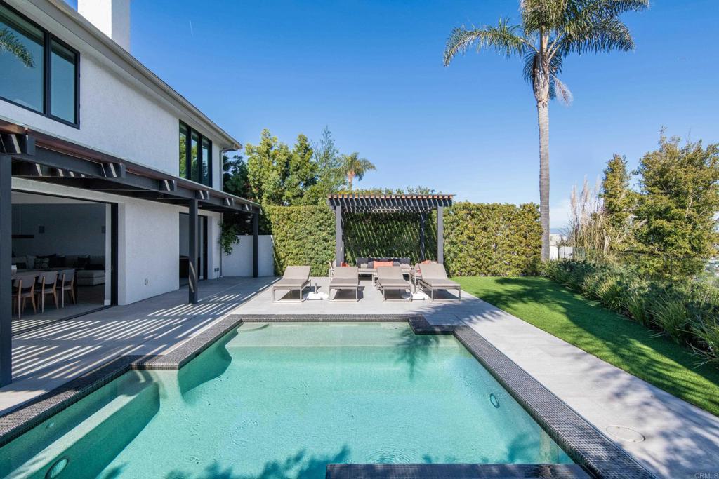 2807 Caminito Turnberry La Jolla, CA 92037 - Photo 5 of 50