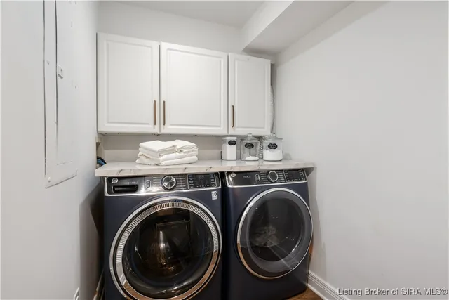 $875,000 | 1 Riverpointe Plaza, Unit 703 & 704, Jeffersonville, IN 47130