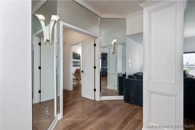 $875,000 | 1 Riverpointe Plaza, Unit 703 & 704, Jeffersonville, IN 47130