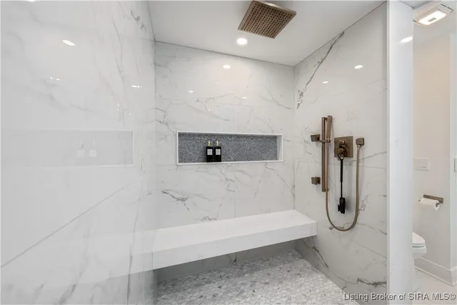 $875,000 | 1 Riverpointe Plaza, Unit 703 & 704, Jeffersonville, IN 47130