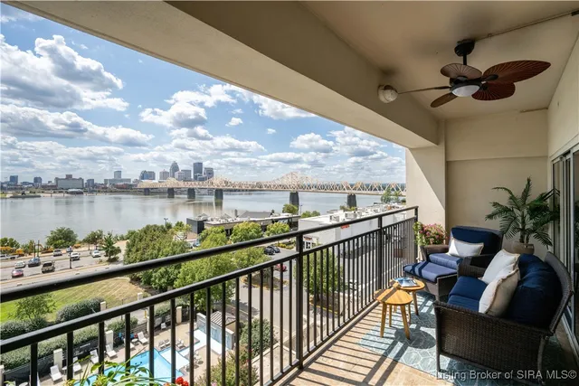 $875,000 | 1 Riverpointe Plaza, Unit 703 & 704, Jeffersonville, IN 47130