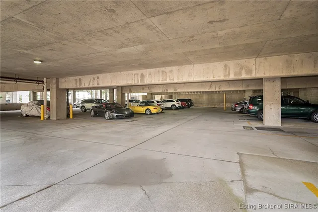 $875,000 | 1 Riverpointe Plaza, Unit 703 & 704, Jeffersonville, IN 47130