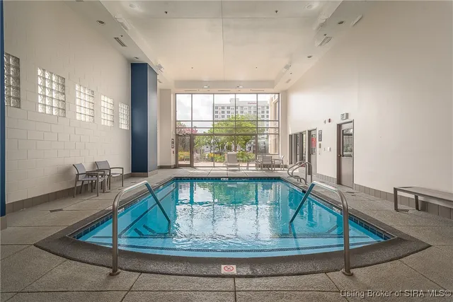 $875,000 | 1 Riverpointe Plaza, Unit 703 & 704, Jeffersonville, IN 47130