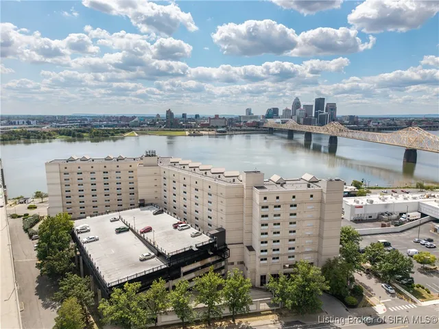 $875,000 | 1 Riverpointe Plaza, Unit 703 & 704, Jeffersonville, IN 47130