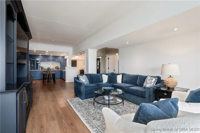 $875,000 | 1 Riverpointe Plaza, Unit 703 & 704, Jeffersonville, IN 47130