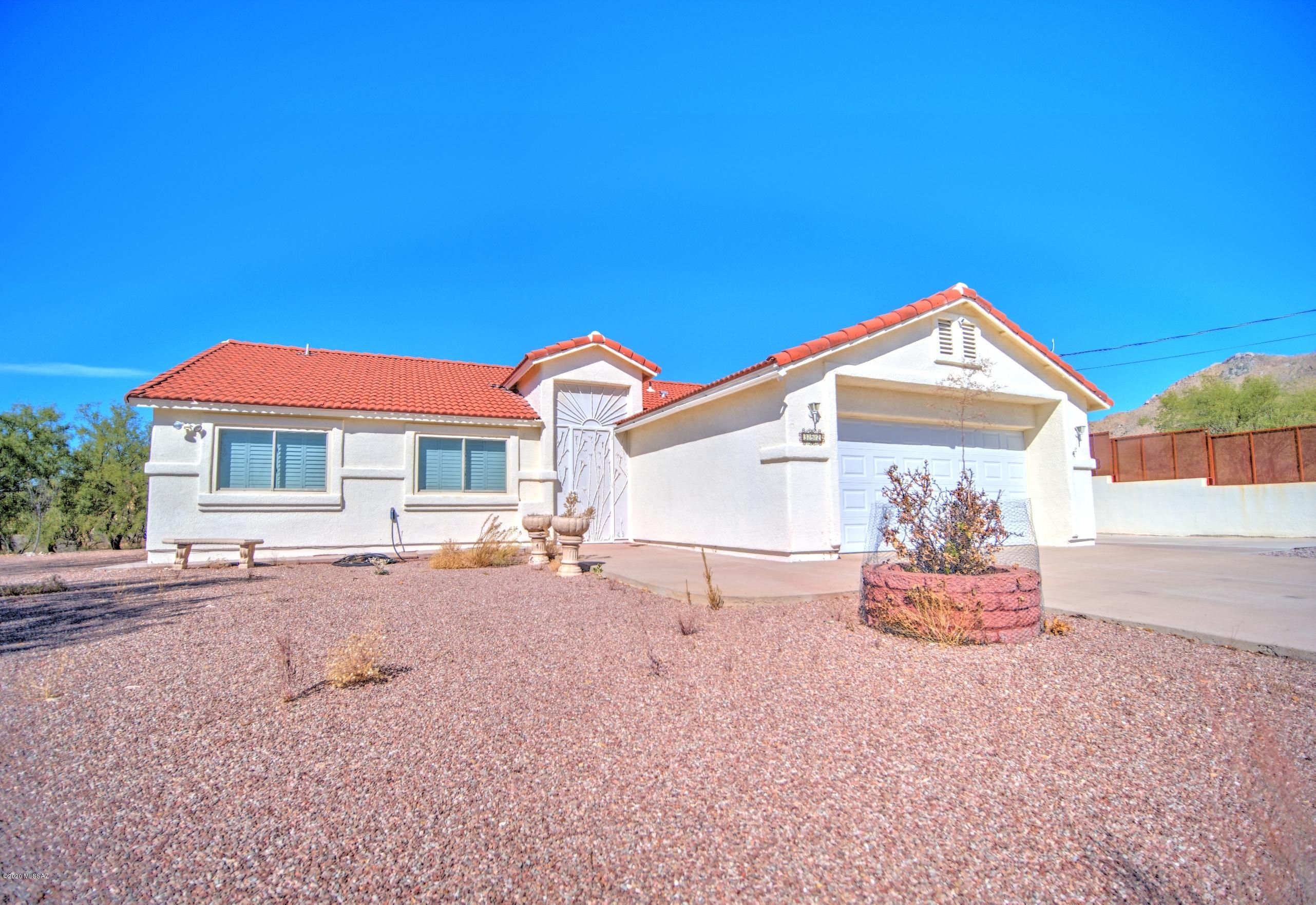 352 Camino Canoa Rio Rico, AZ 85648 - Photo 2 of 29
